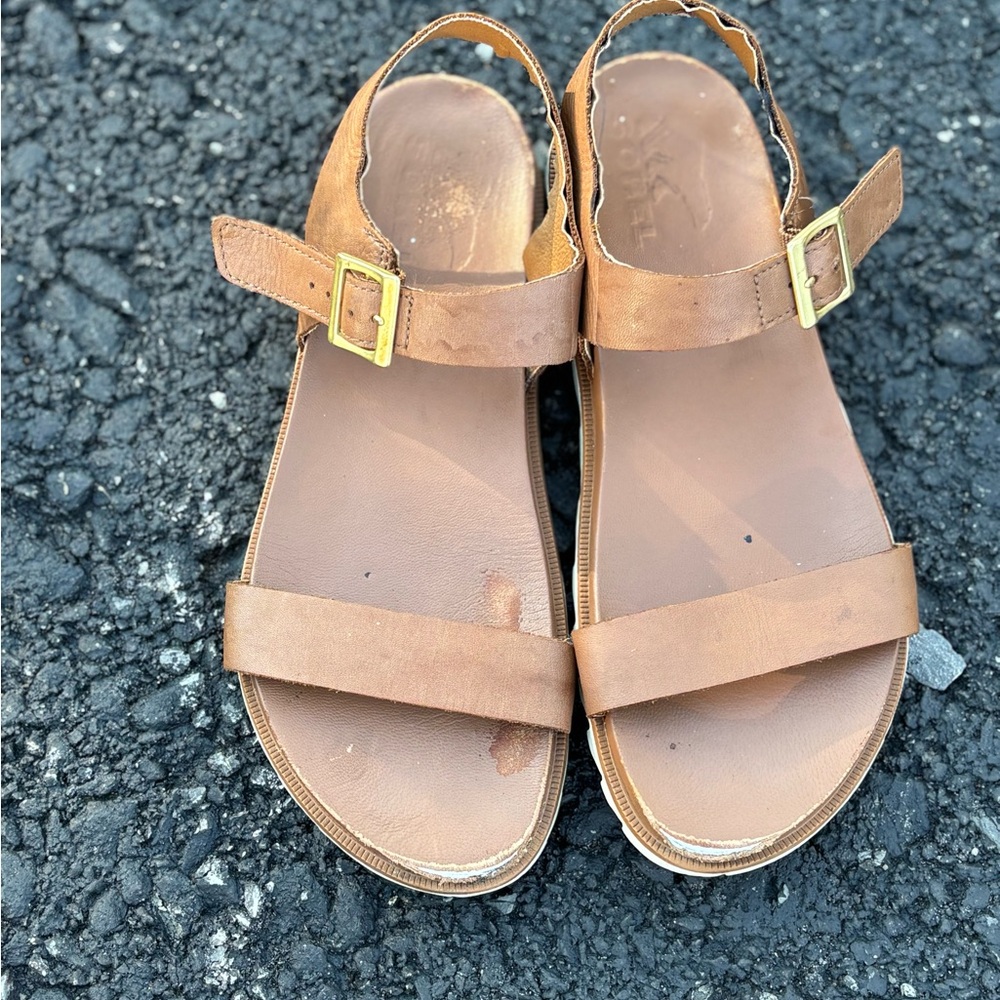 Sorel Tan Leather Sandals with Gold Buckle